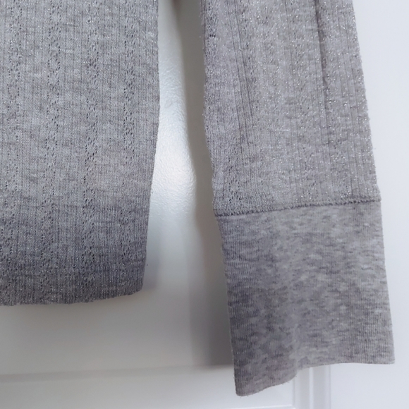 Victoria's Secret Top🛍 - Picture 3 of 7